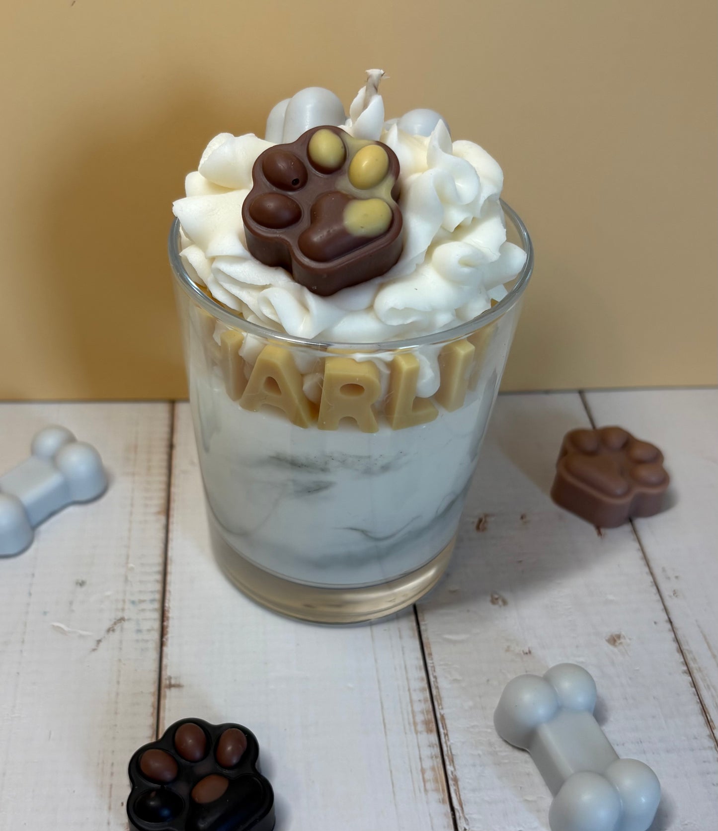 Personalisierte Pfotenkerze