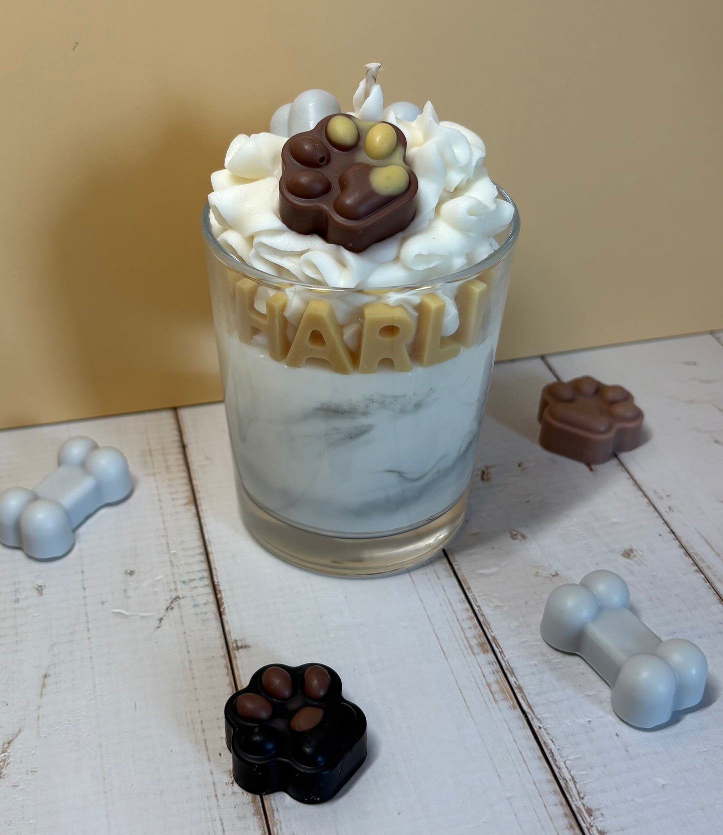 Personalisierte Pfotenkerze